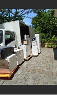 House mover storage disposal &  delivery services.