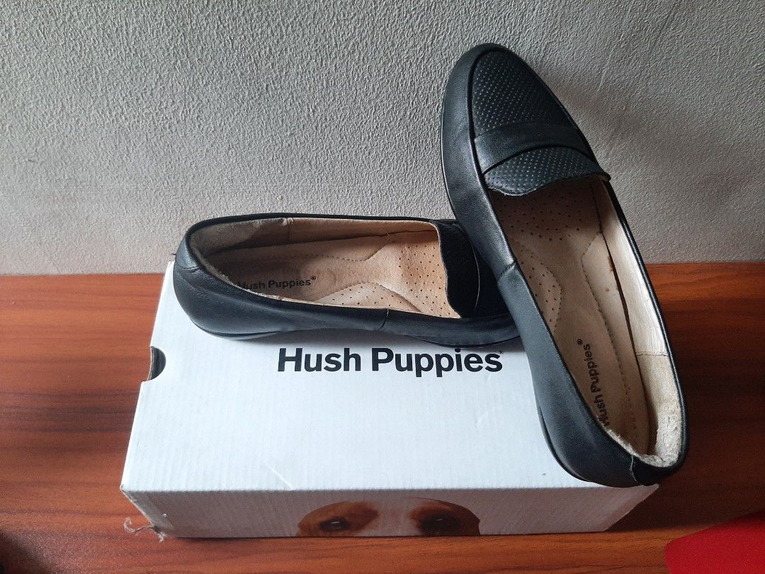 Hush Puppies Black Shoes (Category: Flats & Sandals) located in Manila. Submitted by usernamenikylie (Listing ID 1252248165, Image 1). Description: Used only for a month. RFS: not the right size for me.