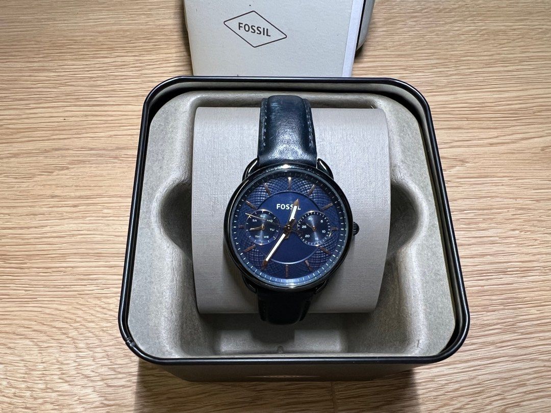 Fossil es4092 online