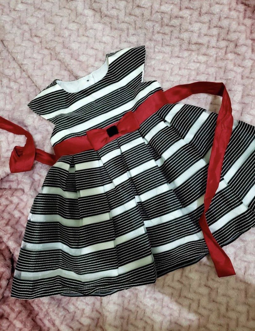 Jona Michelle Christmas Dress OOTD 1T to 2T toddler. 12 months