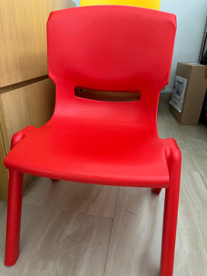 Childrens plastic 2025 chairs home bargains