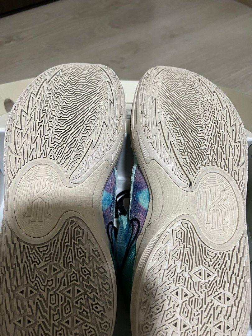 Kyrie 5 Low