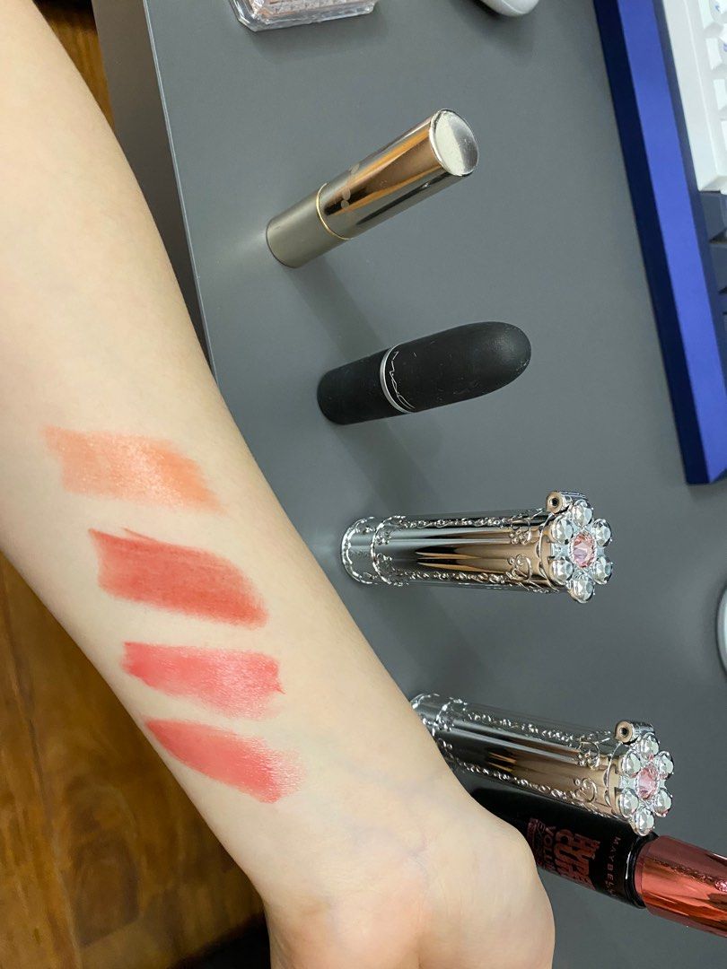 Lipstick super worth it BUNDLE!!! (Category: Makeup) located in Manila. Submitted by berieltan (Listing ID 1252286860, Image 3). Description: Opera #03 (jap brand) MAC devoted to chili Jill stuart 113(jap brand) Jill stuart 04(jap brand) All original and originally worth total of around 5k Free maybelline mascara(used).
