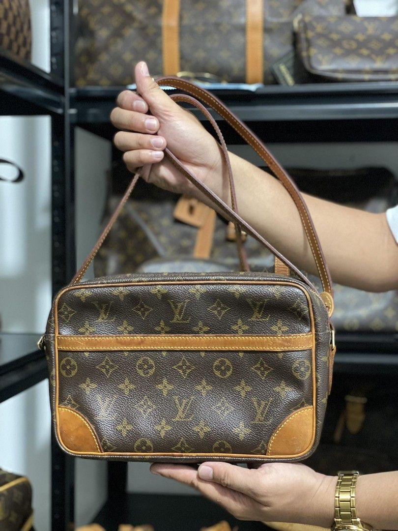 Louis Vuitton Trocadero 24, Luxury, Bags & Wallets on Carousell