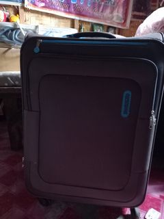 Luggage (american tourister)