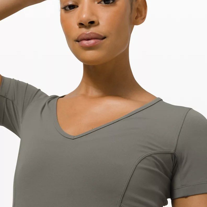 LULULEMON Nulu Cropped Slim Yoga Short Sleeve Tee (Size 2)