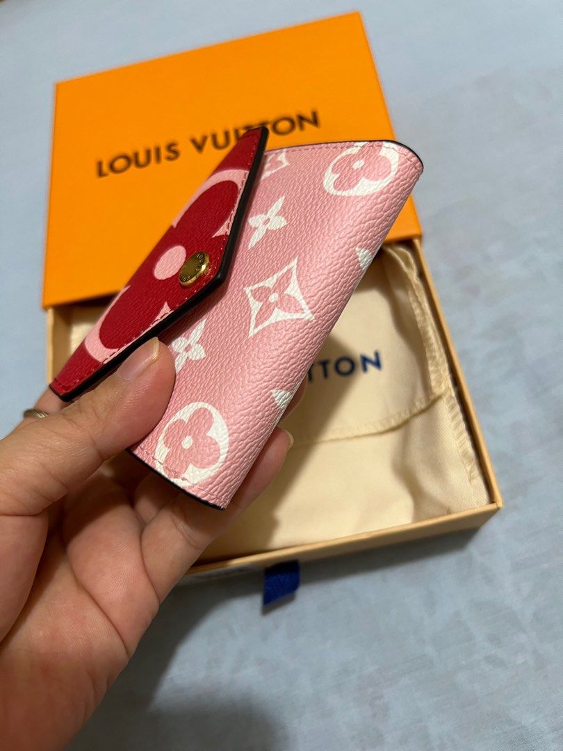 Louis Vuitton Zoe Wallet Monogram Giant Red/Pink