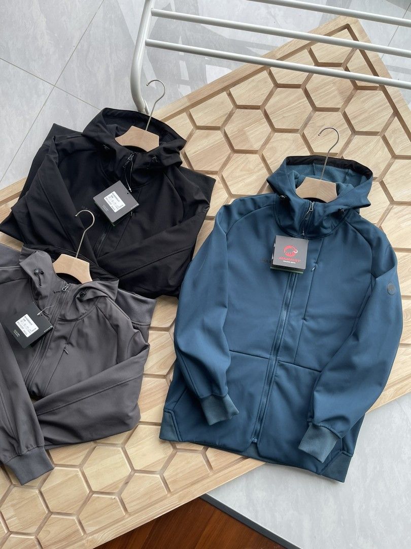 全新MAMMUT jacket MAMMUT 外套秋冬季戶外防風防水內裡薄絨軟殼沖鋒衣
