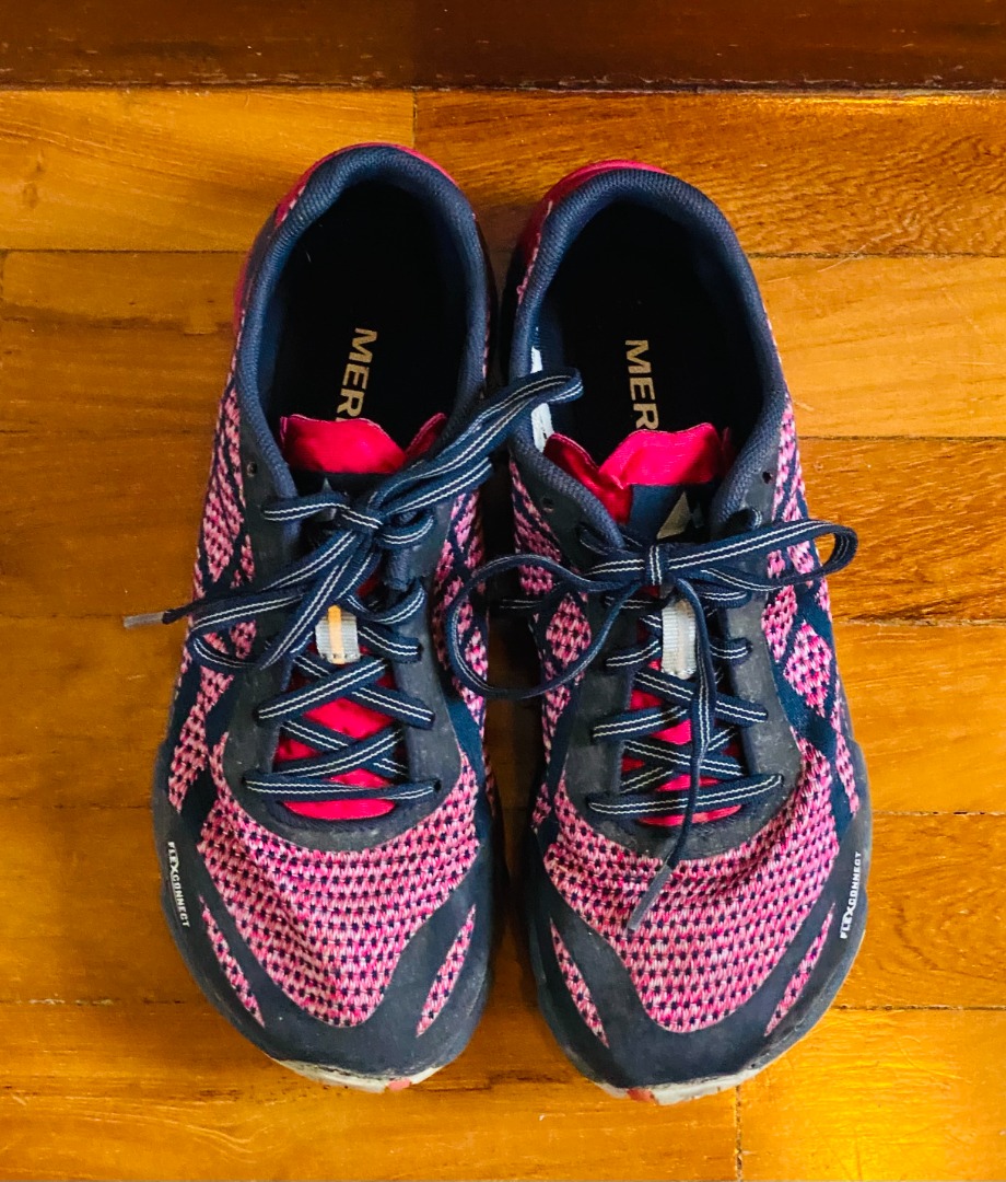 Girls top merrell shoes