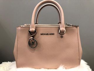 （分類：）位於 。 由 chris39182000 提交（商品編號 1252232826，圖片 1）。簡介： 。