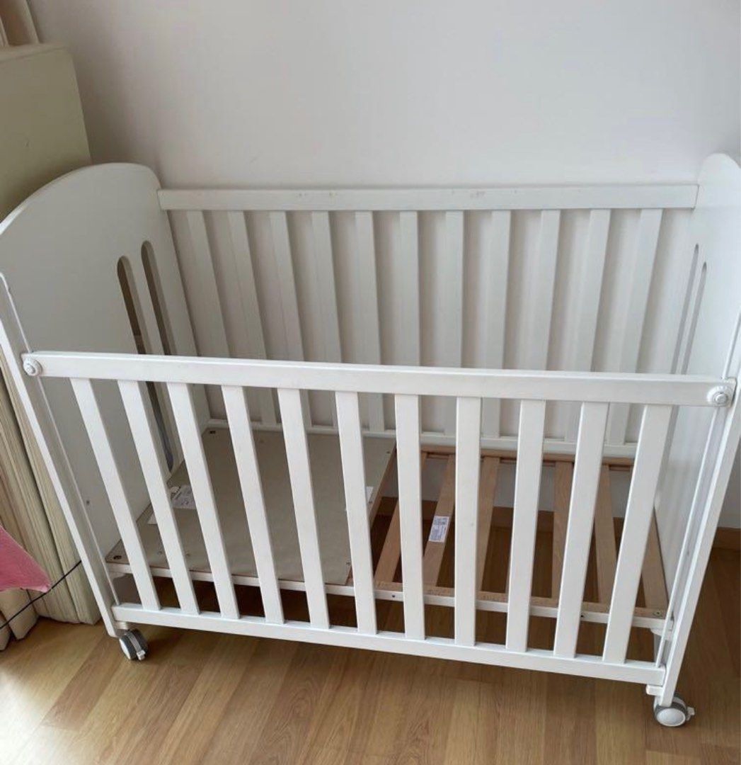 Micuna Baby Cot, Babies & Kids, Baby Nursery & Kids Furniture, Cots