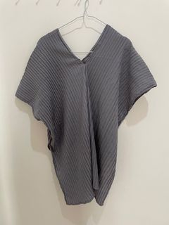 Monday to friday top grey