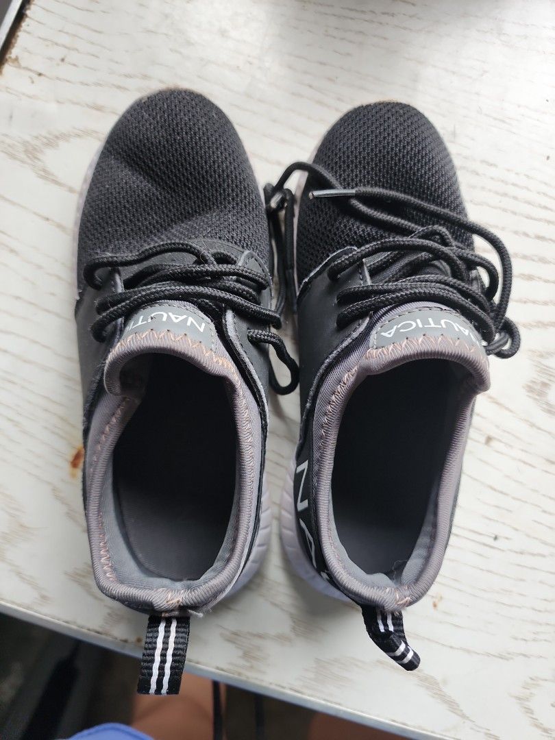 Nautica rubber shoes top