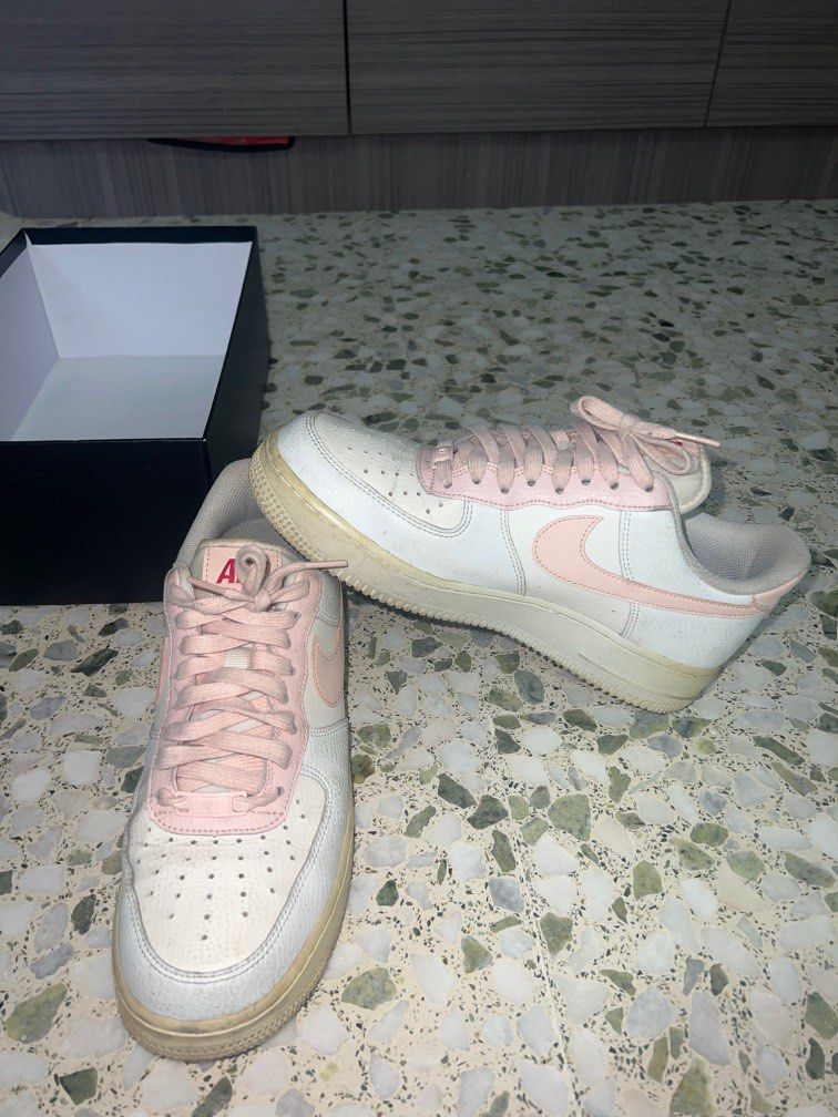 Nike air force coral 2025