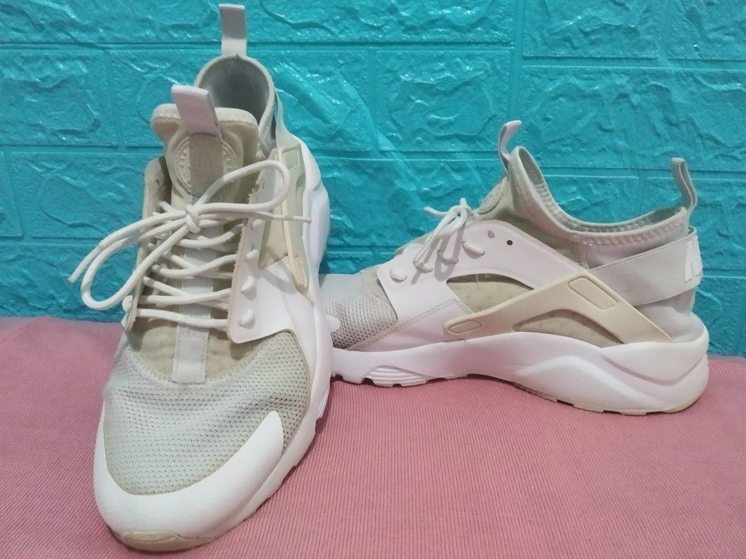 Nike Huarache Triple White Fesyen Pria Sepatu Sneakers di
