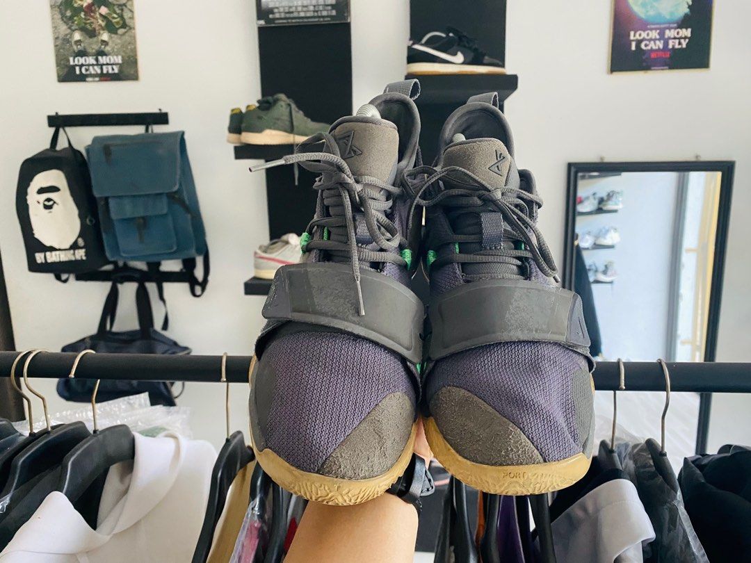 Nike PG 2.5 EP Dark Grey size 42 Fesyen Pria Sepatu Sneakers