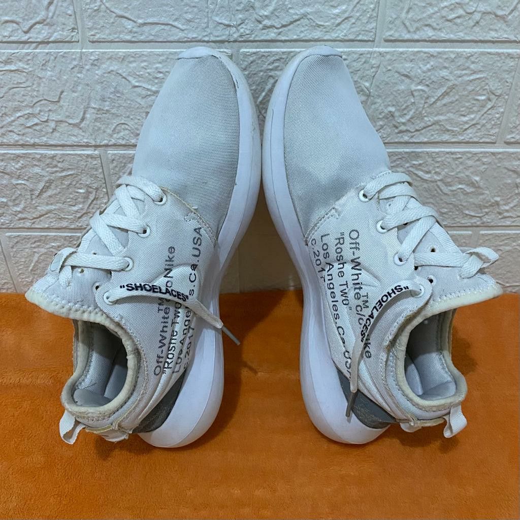 Off white deals nike roshe