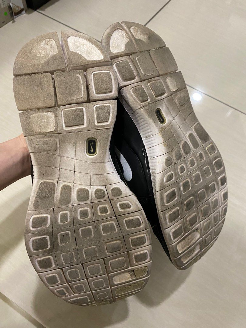 Super light nike shoes on sale