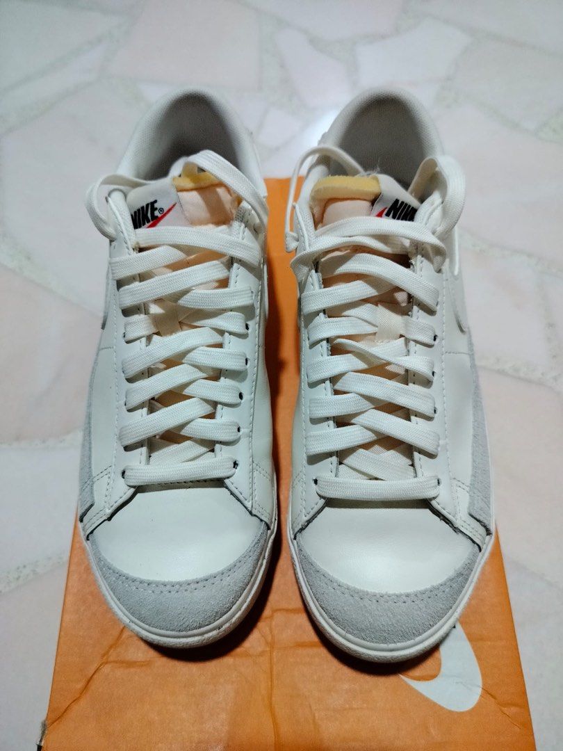 W blazer low top