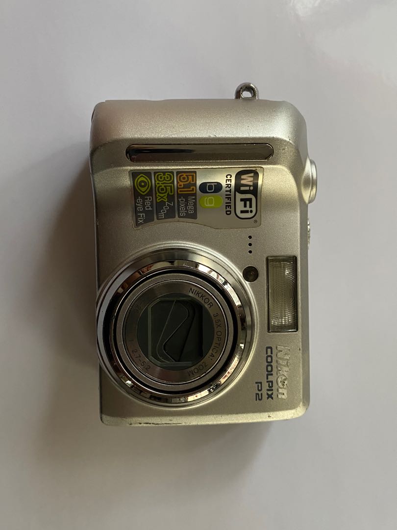 Nikon coolpix P2 digicam, Photography, Cameras on Carousell