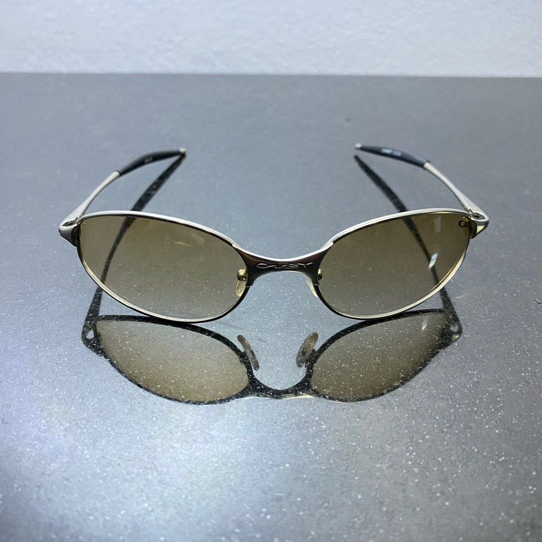 Oakley e on sale wire sunglasses