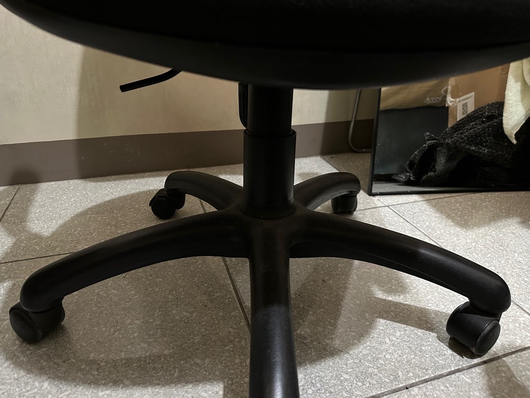 Office Chair (Secondhand) on Carousell