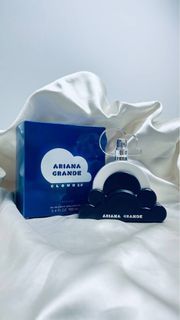 ✨ORIGINAL✨ Parfum Ariana Grande Cloud Intense Woman