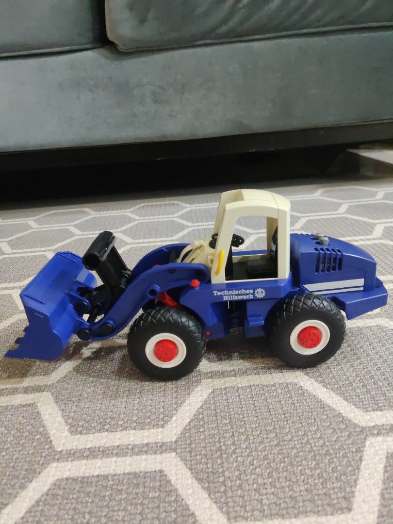Playmobil Excavator Truck playmobil technisches hilfswerk on Carousell