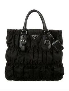 Prada Bag ala bahan nylon