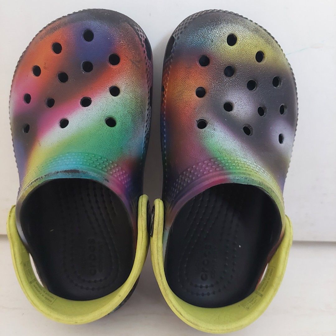 Preloved Sandal Rainbow Galaxy Crocs Kids Original Nett Bayi