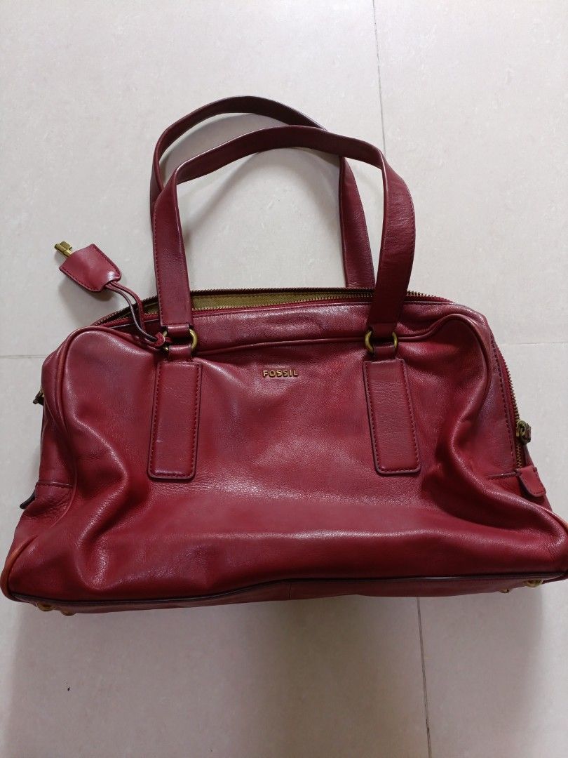 Red fossil bag Luxury Bags Wallets on Carousell