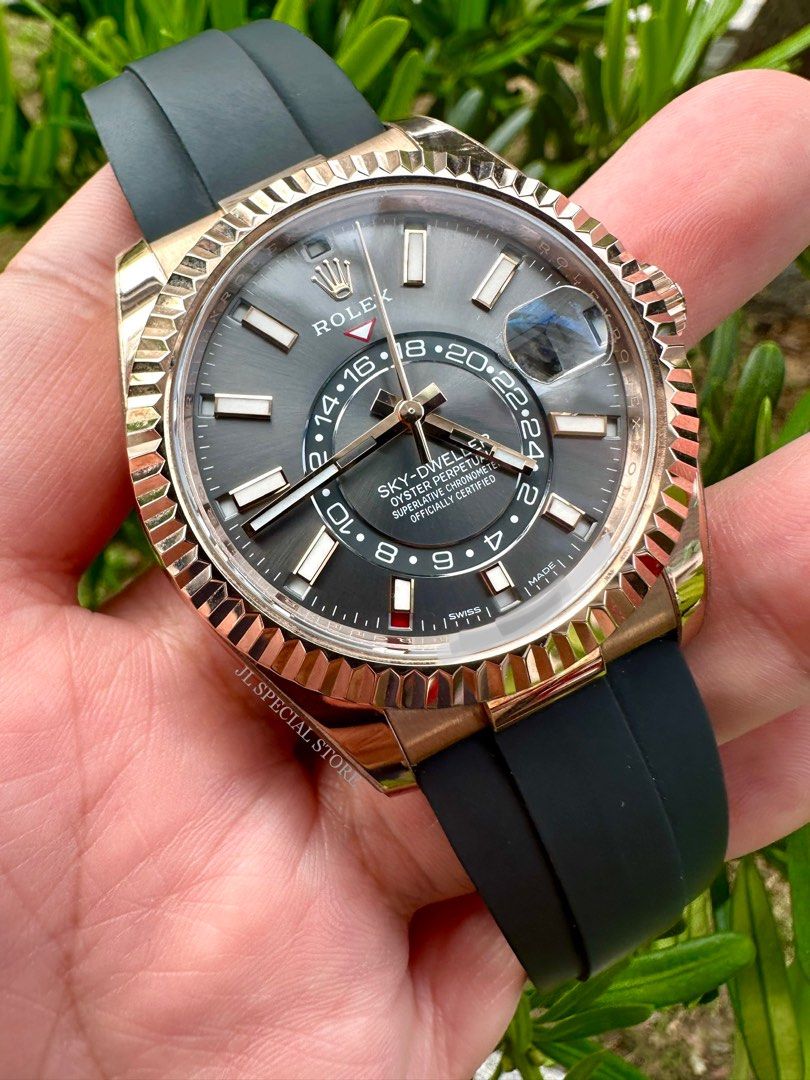 Sky dweller hotsell grey dial