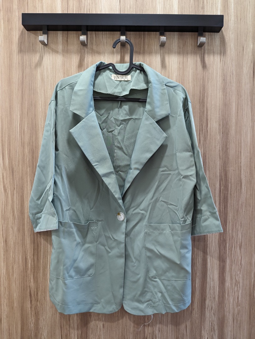 Sage green blazer shorts set, Women's Fashion, Coats, Jackets and