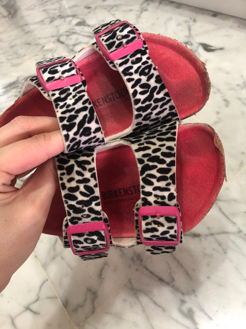 Girls birkenstock like sandals cheap
