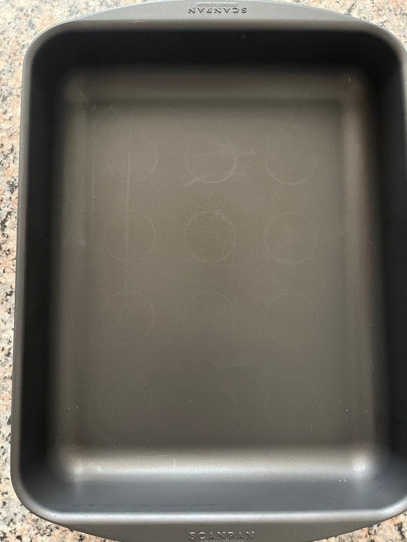 Scanpan Titanium baking/roasting dish, Furniture & Home Living