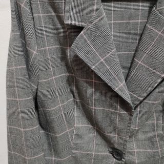 (Category: ) located in . Submitted by trendlovin (Listing ID 1252342719, Image 1). Description: .