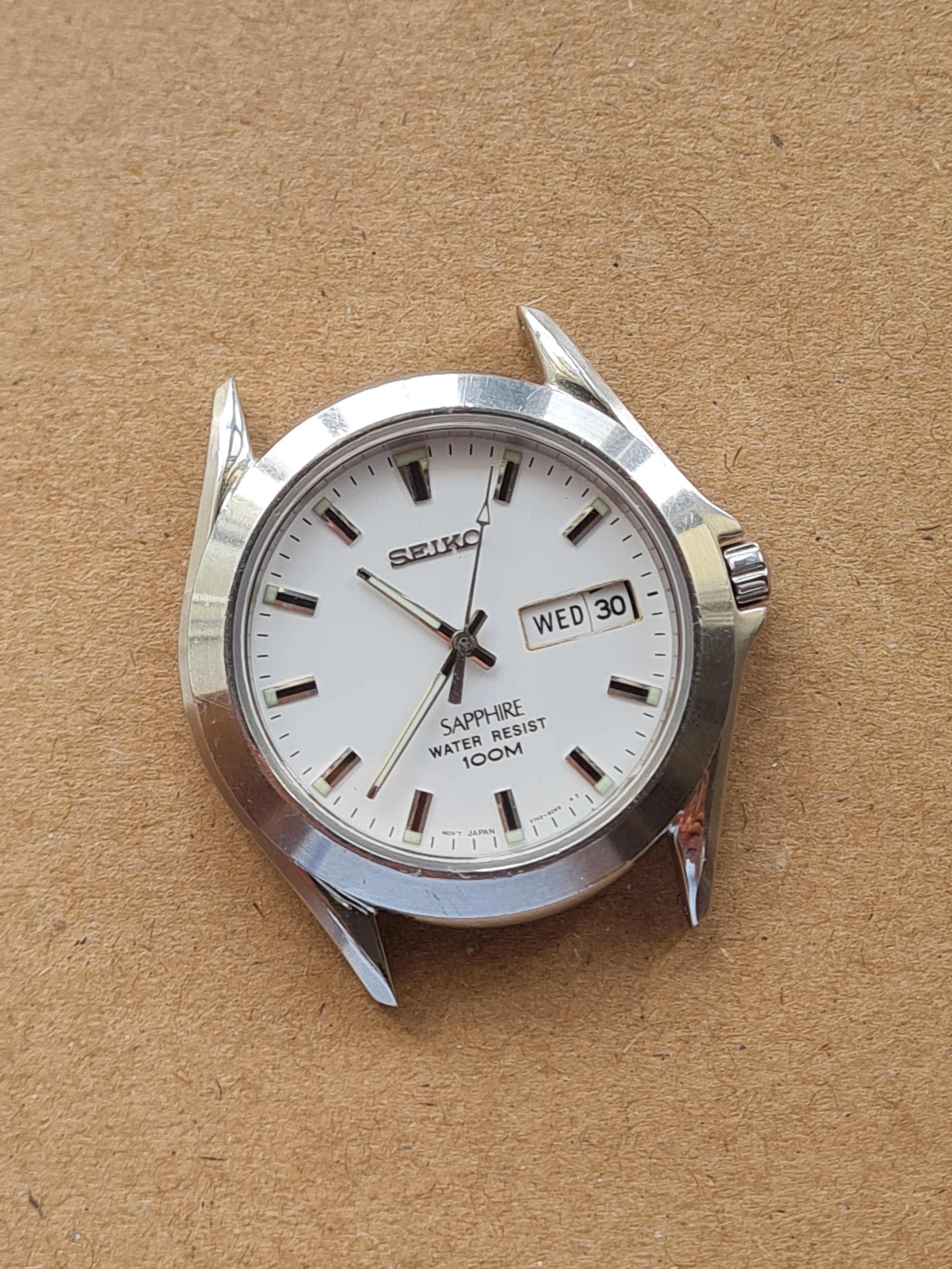 Seiko Quartz Watch Sapphire V743-8B50 FREE POSTAGE, Luxury 
