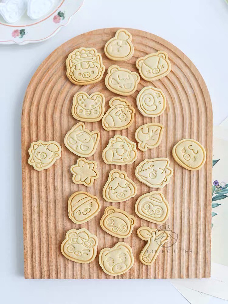 Set of 6 Animal crossing cookie cutter, Furniture & Home Living