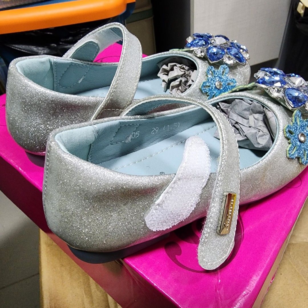 Girls silver discount shoes size 1