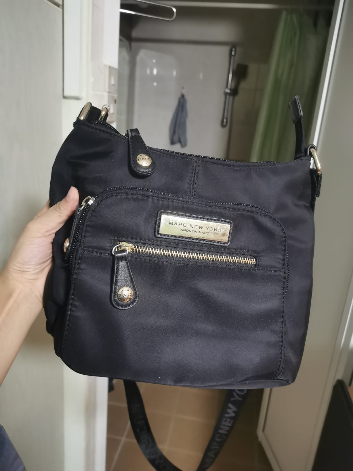 Marc new york crossbody hotsell bag