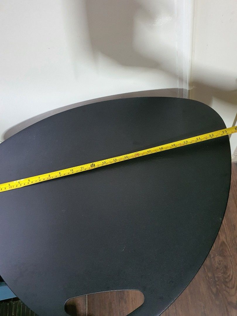 Small table (Category: Tables & Sets) located in Singapore. Submitted by tjuas (Listing ID 1252348383, Image 3). Description: .