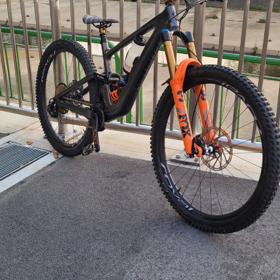 Fox dhx2 specialized enduro hotsell