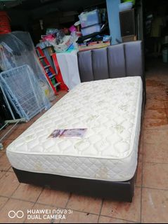 (Category: ) located in . Submitted by lyfong00 (Listing ID 1252315184, Image 1). Description: .