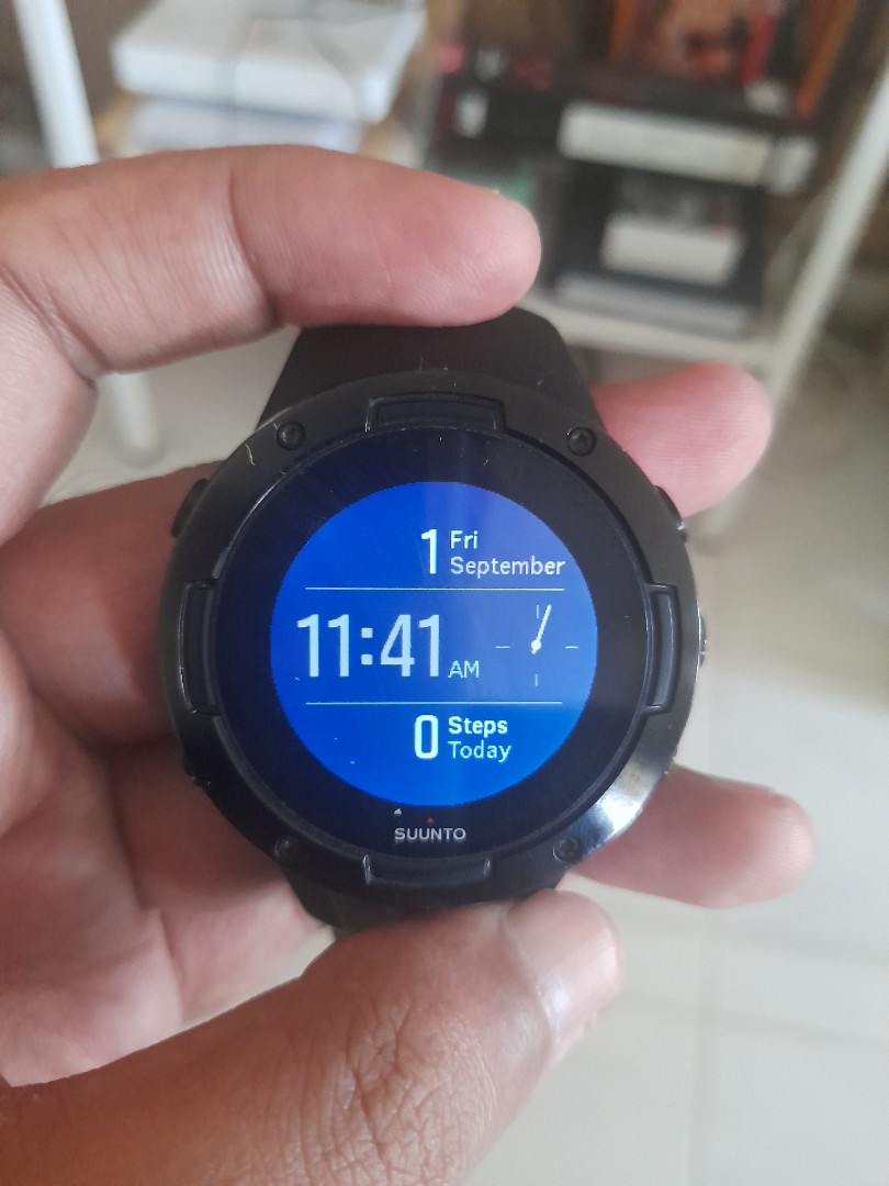 Suunto 5 display online size