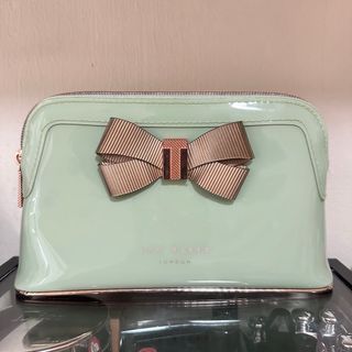 Ted Baker Floral Bag, Luxury, Bags & Wallets on Carousell