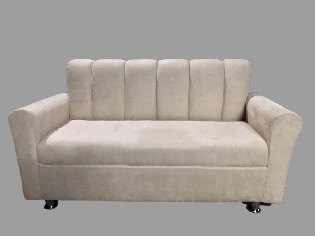 Three Seater Scallop Warm White Sofa New (Category: Sofas) located in Las Pinas. Submitted by abby_e_g (Listing ID 1252194961, Image 1). Description: 💫SOFA SET & SOLO FOR SALE & PRE ORDER(CUSTOMIZE)‼️ 🤍2-5 days Lead time 🤍Can accommodate rush work without any added fee pag di busy! 🪵Material used🪵 Wooden Frame Uratex Foam Fabric, Leatherette, Leather & Velvet Steel legs, Stainless & Wood Size: Singles, 2S, 3S, Lshapes & more.. 📲To Order: Me