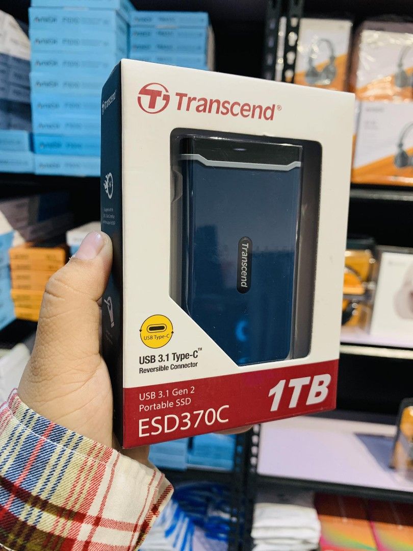 Transcend 1TB Portable SSD USB 3.1 Gen 2 Type-C TS1TESD370C (Category: Hard Disks & Thumbdrives) located in Makati City. Submitted by techubstoreandaccessories (Listing ID 1252238596, Image 2). Description: Transcend 1TB Portable SSD USB 3.1 Gen 2 Type-C TS1TESD370C On Hand‼️ Ready to Pick-up/Ship‼️ DETAILS: ✅BRAND NEW & ORIGINAL. ✅7 Days Replacement for Factory Defects and 1year Limited Warranty. (Terms and conditions apply). ✅With Sales Invoice