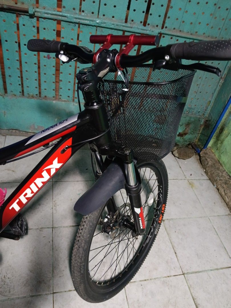 TRINX (Category: Bicycles) located in Makati City. Submitted by tin_erwin (Listing ID 1252267844, Image 3). Description: - Very good condition - accesories included: helmet, lock and key, basket, seat cover (makapal), water bottle holder, accesory holder, beeper - for pick up only.
