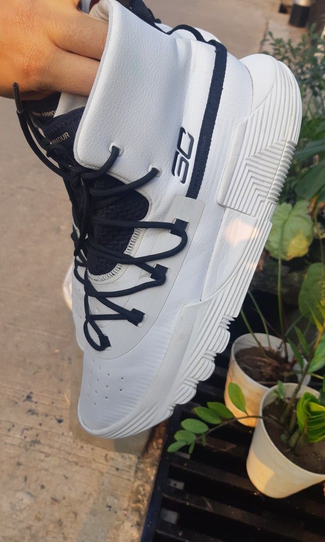 under Armour Stephen curry 3Zero II 2 Basketball shoe, Fesyen Pria, Sepatu  , Sneakers di Carousell