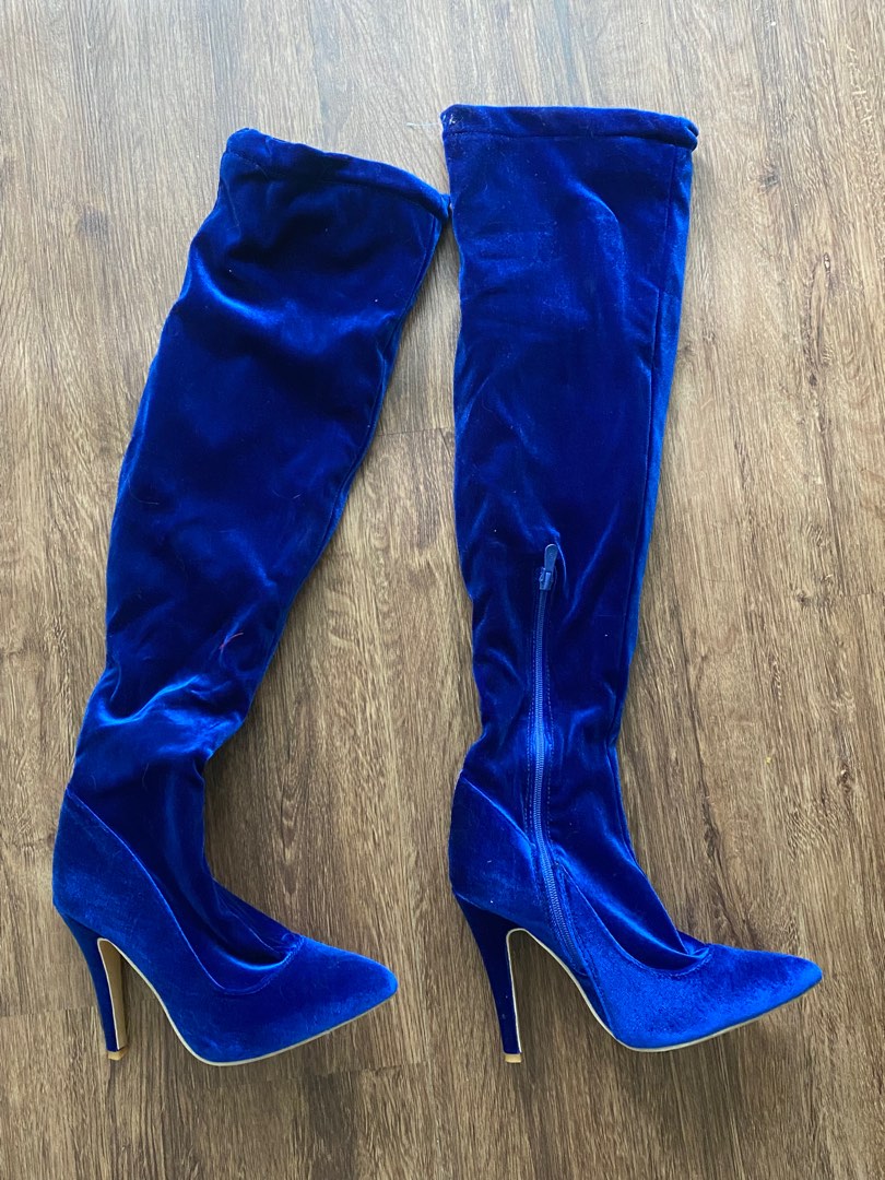 Royal blue hotsell velvet boots